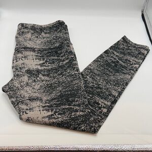 Athleta Elation Glades 7/8 Gym Yoga Run Workout Leggings L